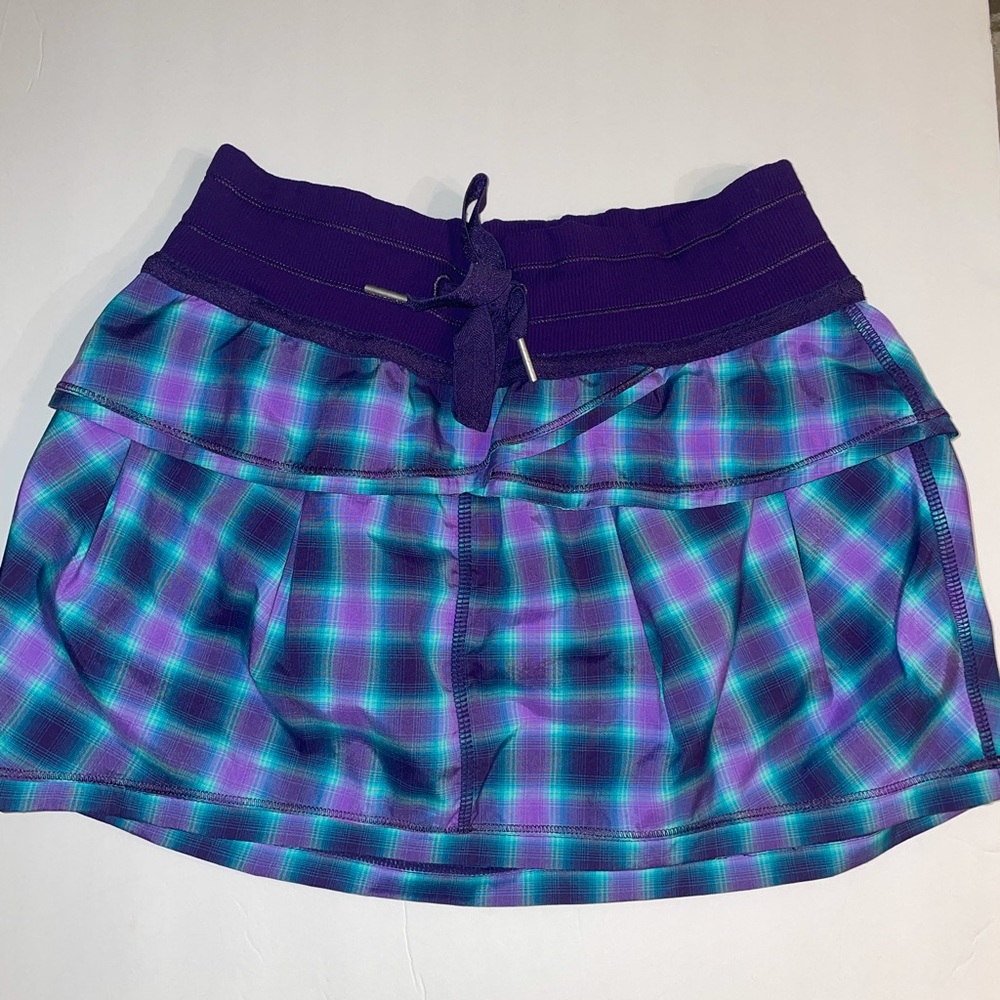 Lululemon purple plaid skirt / skort Size 2